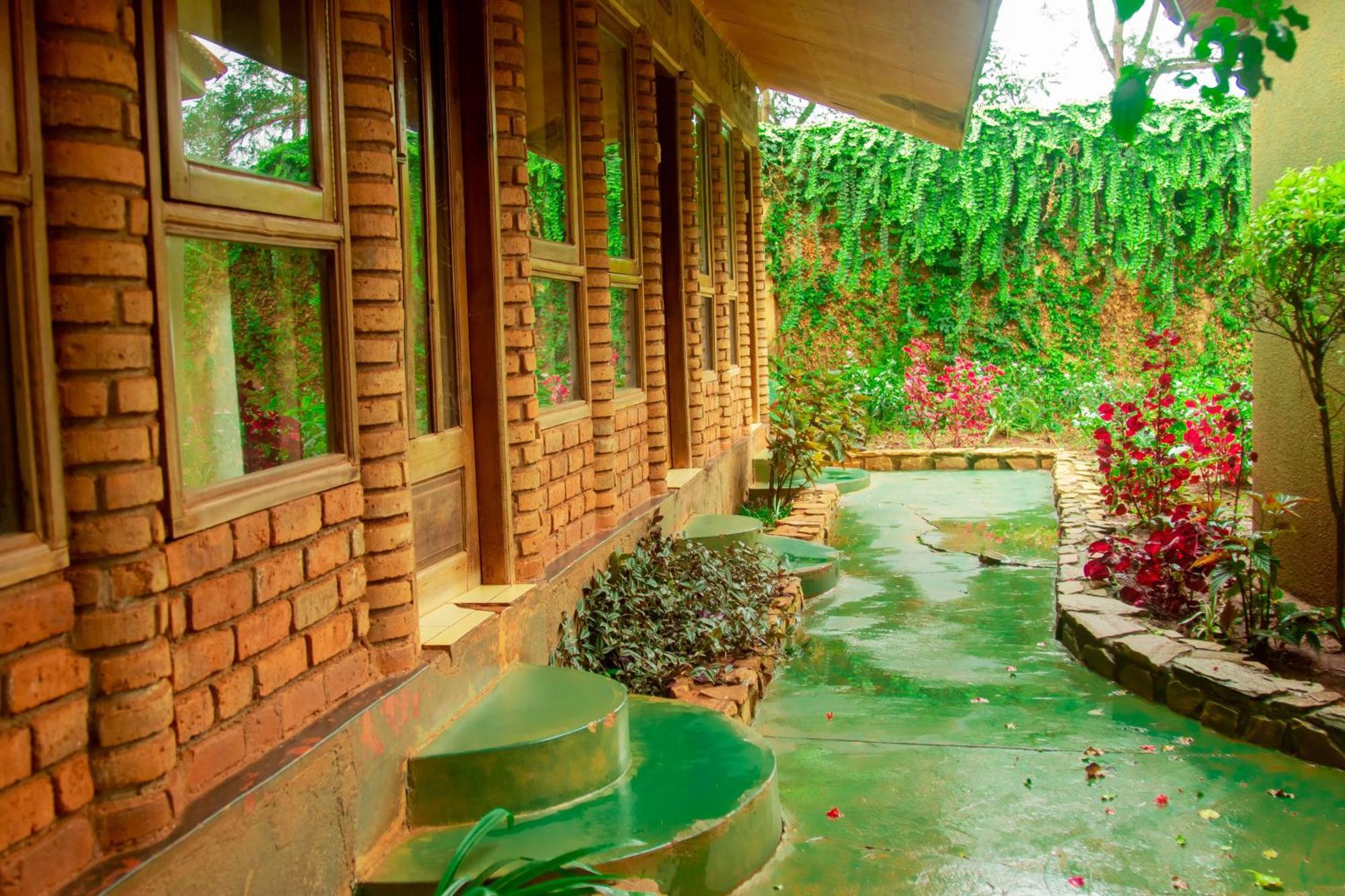 Ngorongoro Camp And Lodge Karatu Exterior photo